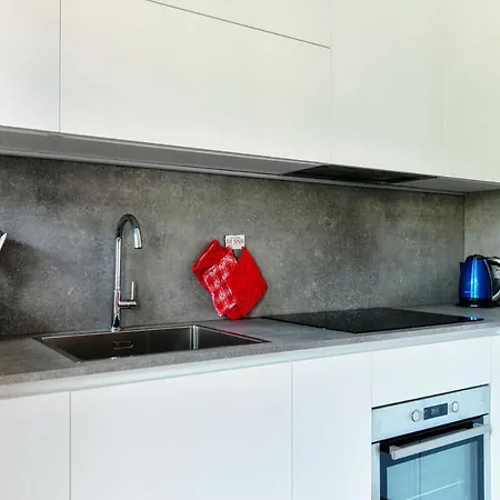 Joivy Superb Flat With Balcony Apartment *