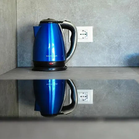 Apartment Joivy Superb Flat With Balcony Como