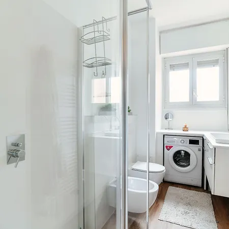 Joivy Superb Flat With Balcony Apartment Como