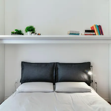 Joivy Superb Flat With Balcony Apartamento Como